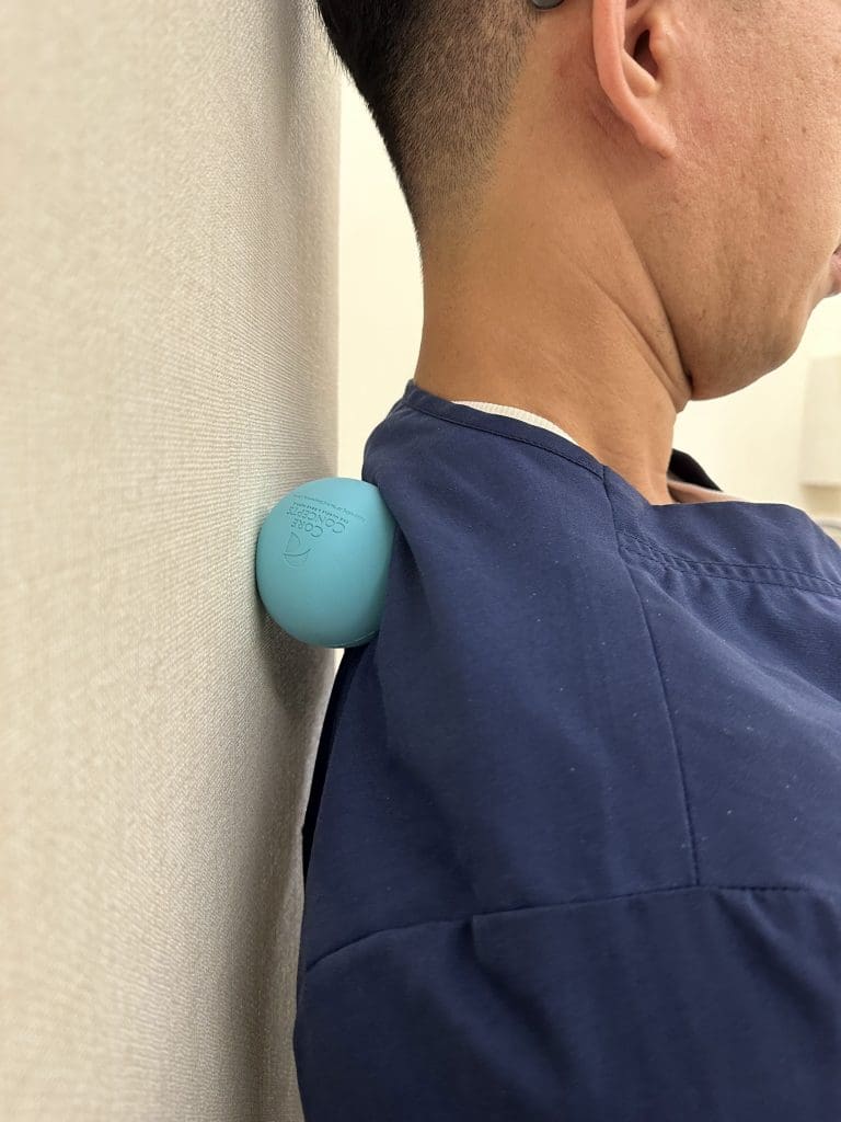 Shoulder pain massage ball
